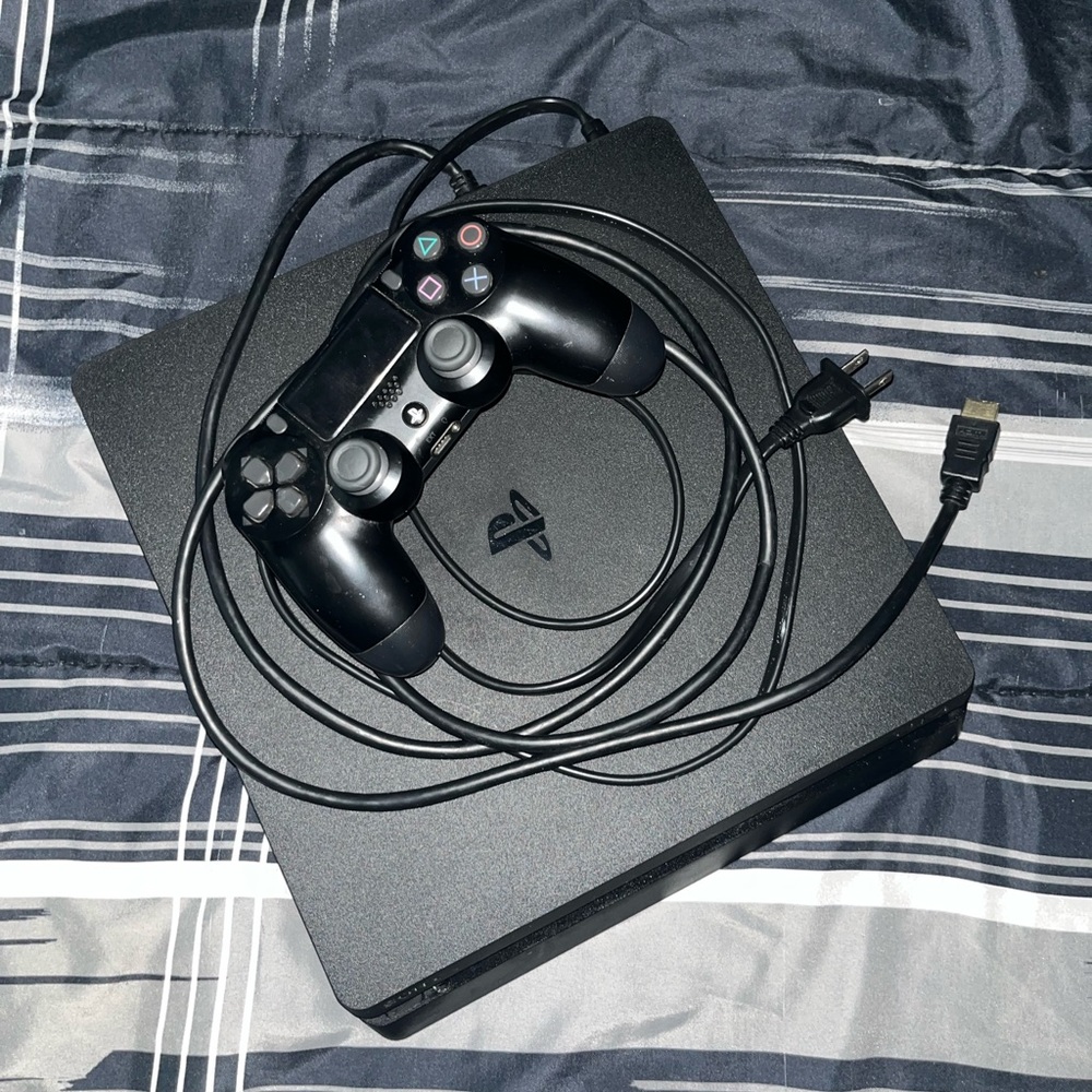 PlayStation 4 with HMDI, controller & charger
